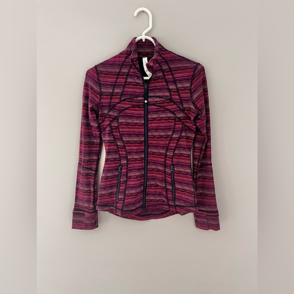 Lululemon Regal Plum Space Dye Twist Luon Define Jacket Full Zip Size 4 - Picture 3 of 7
